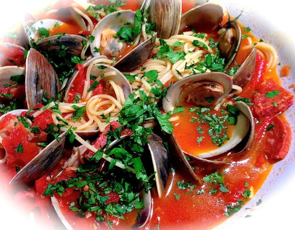 Spaghetti con Vongole & Chorizo